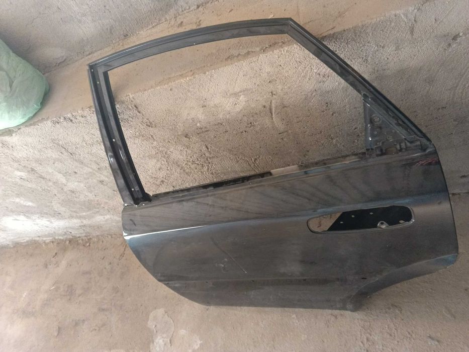 Gentra eshik rangi qora GBO