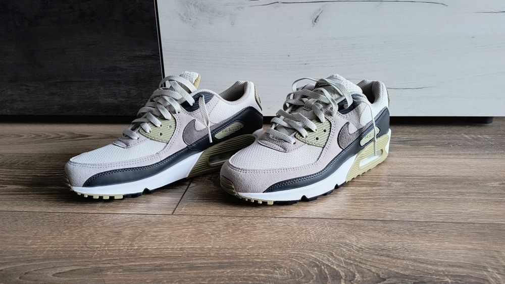 Nike Air max 90 -Нови