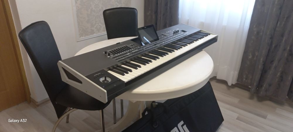 Ofer Garanție Notariala Doi Ani.Korg pa 4x Muzicant 76 adus din Germania azi ca și Nou husa Noua Set 2026 Nu schimb cu nimic  Preț fixx