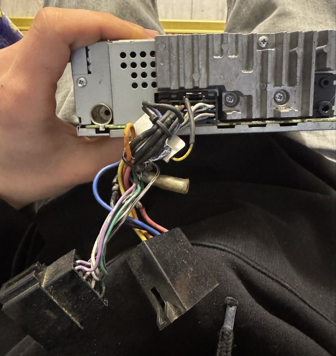 Casetofon pionner bluetooth cu cablu