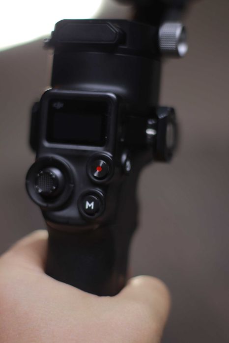 Электронный стабилизатор DJI RSC 2