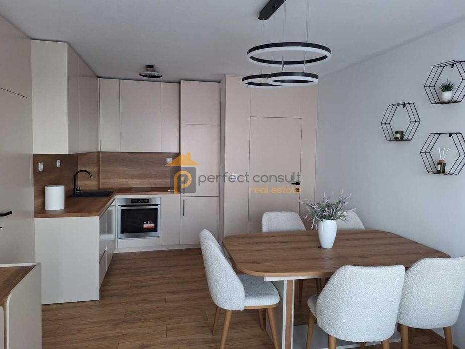 Продава се Двустаен апартамент в Пловдив, Гагарин - 67 кв.м за 2090 €/кв.м - Снимка #3