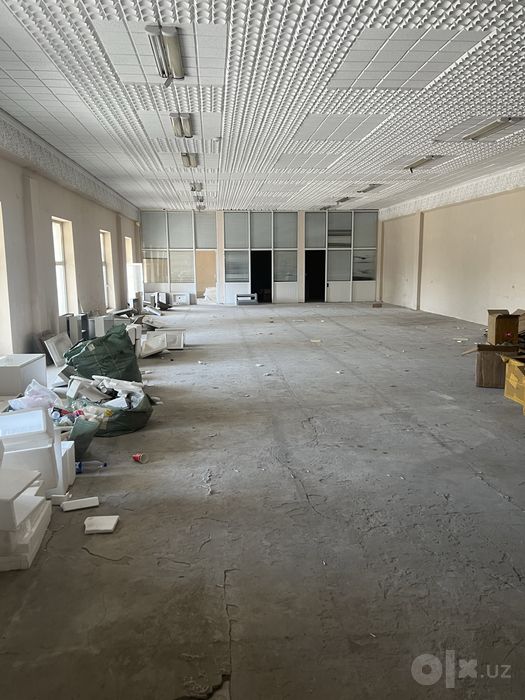 Arendaga joy shahar ichida jomiy bozor yaqinida 300 kv