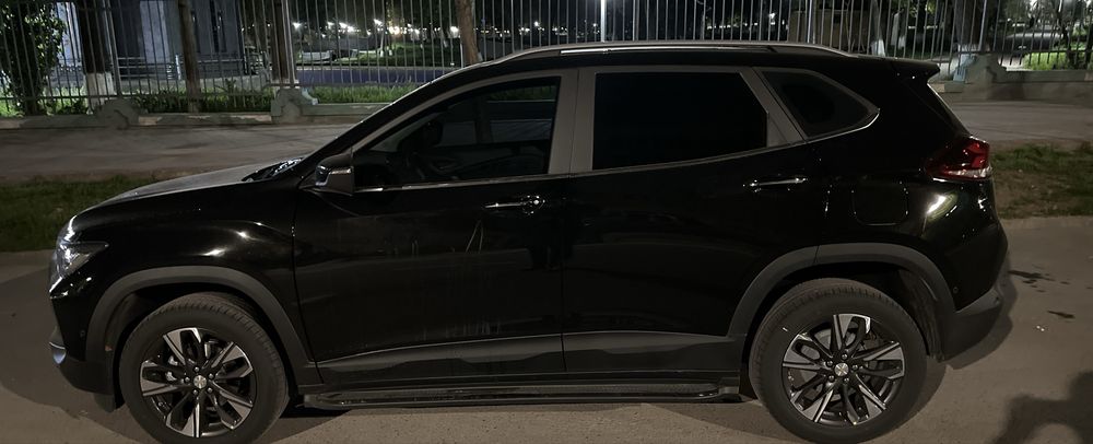 Trecker 2 qora rang Chevrolet