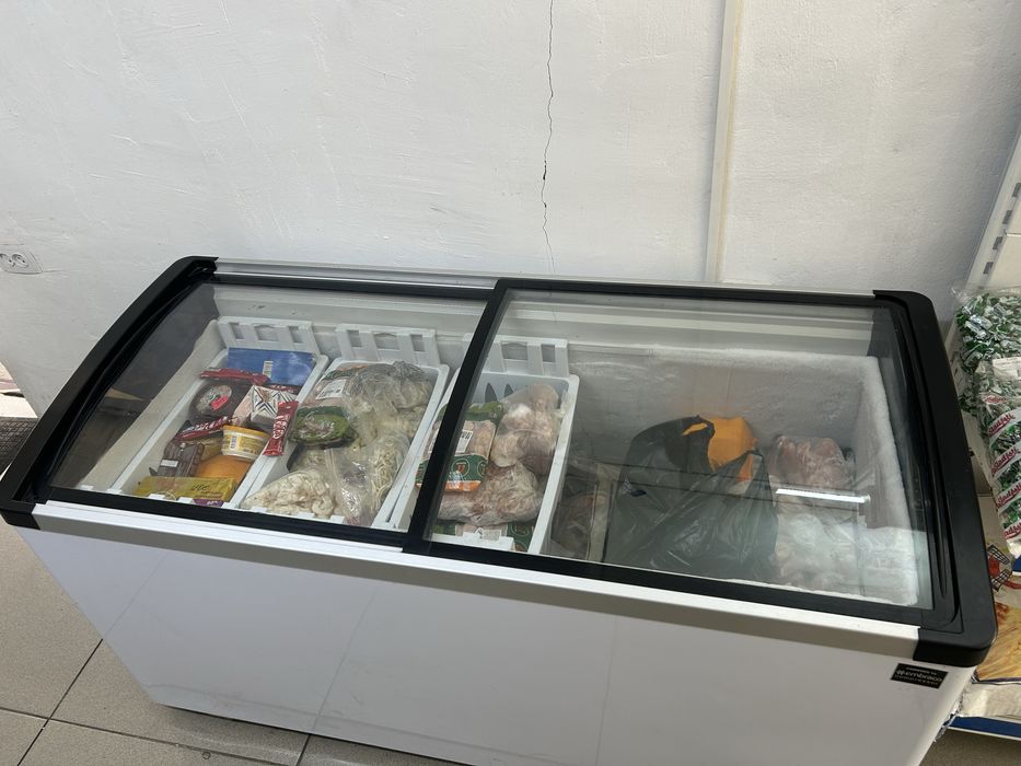 Морозильник витринный