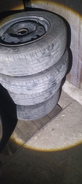 Продам комплект резина с дисками