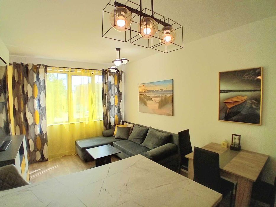 Дава се под наем Тристаен апартамент в Пловдив, Кючук Париж - 70 кв.м за 446.25 € - Снимка #2