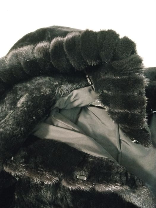 Продам шубы мутоновая и нутриевая