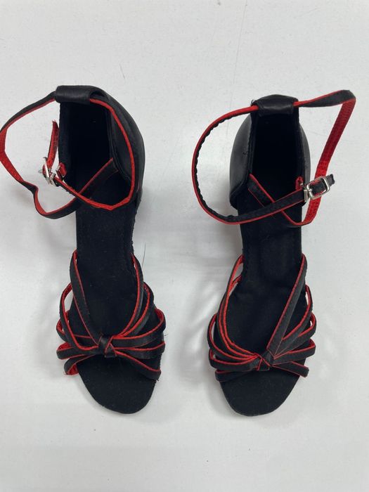 Туфли для танцев