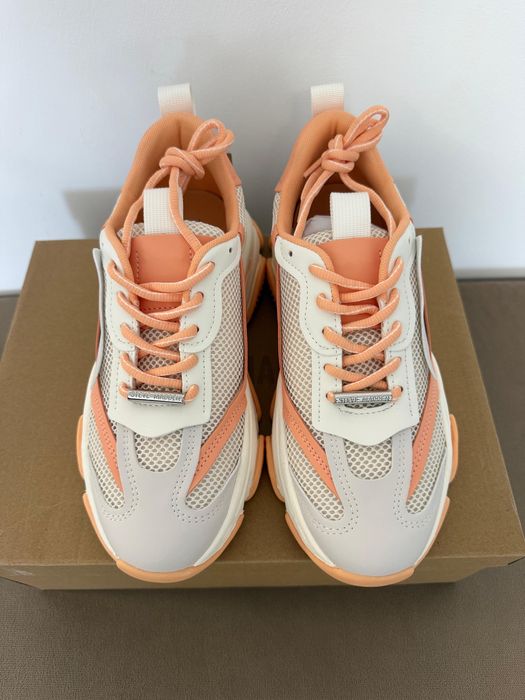 Adidasi Steve Madden noi, originali, cu eticheta 38