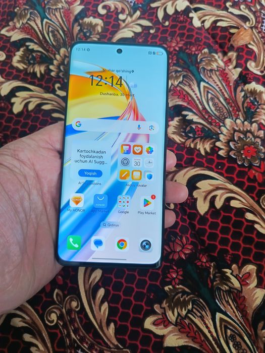 Honor x9b sotiladi faqat naxga aybi yo'q umuman ochilmagan kar dak ful