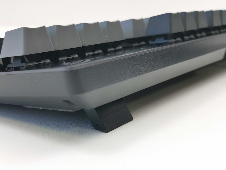 Клавиатура Asus ROG Strix Scope PBT с Cherry MX Red суичове и PBT капачки