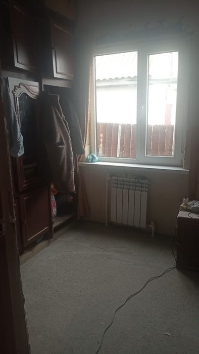 продам 2 дома в одном дворе