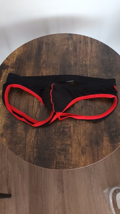 Vând chilot suspensor / jockstrap