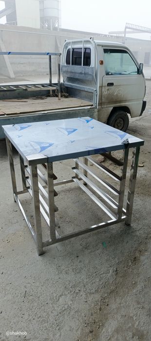 Стол и стеллаж из нержавеющей стали под заказ