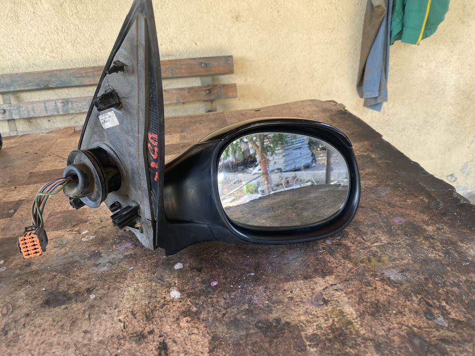 Дясно огледало за пежо 206