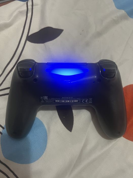 Maneta Ps4 ca noua