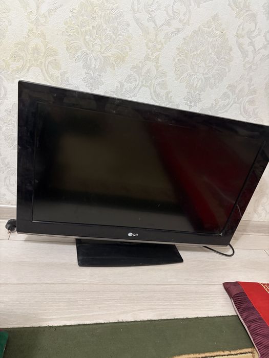 Телевизор LCD 32" (81 см) LG 32LK330