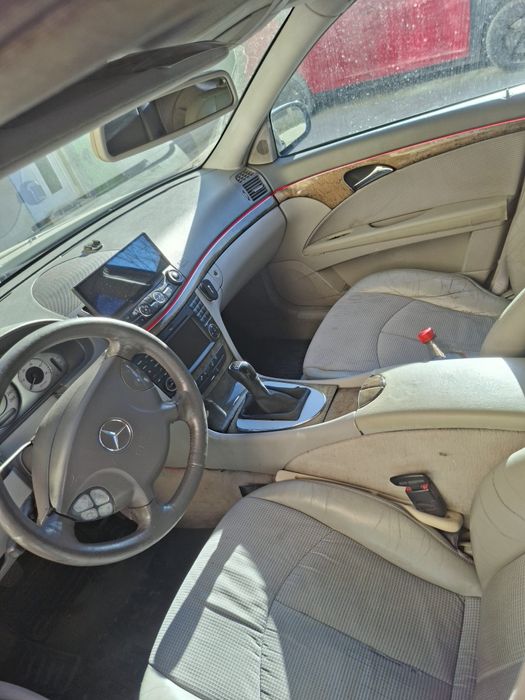 Mercedes e class w 211 2004 2.2 150cp