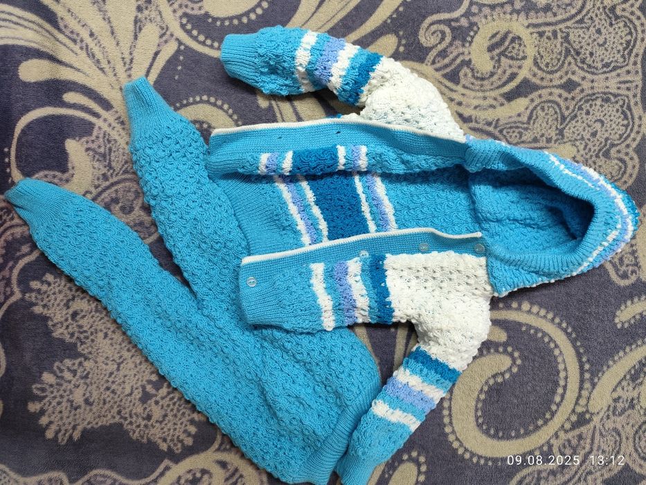 Костюмы для малыша. Вязаные.