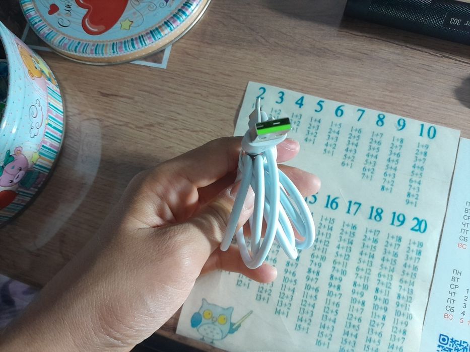 Продам зарядку таип с