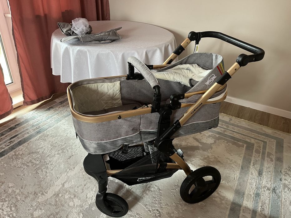 Продам б/у коляску