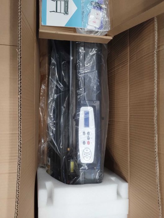 Режещ плотер 34’ (870мм) / Cutting Plotter 34’ (870мм)