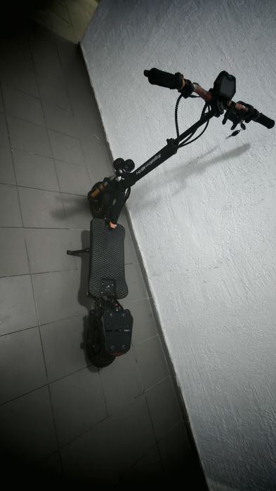 Продам электросамокат. Kuggo m5Pro