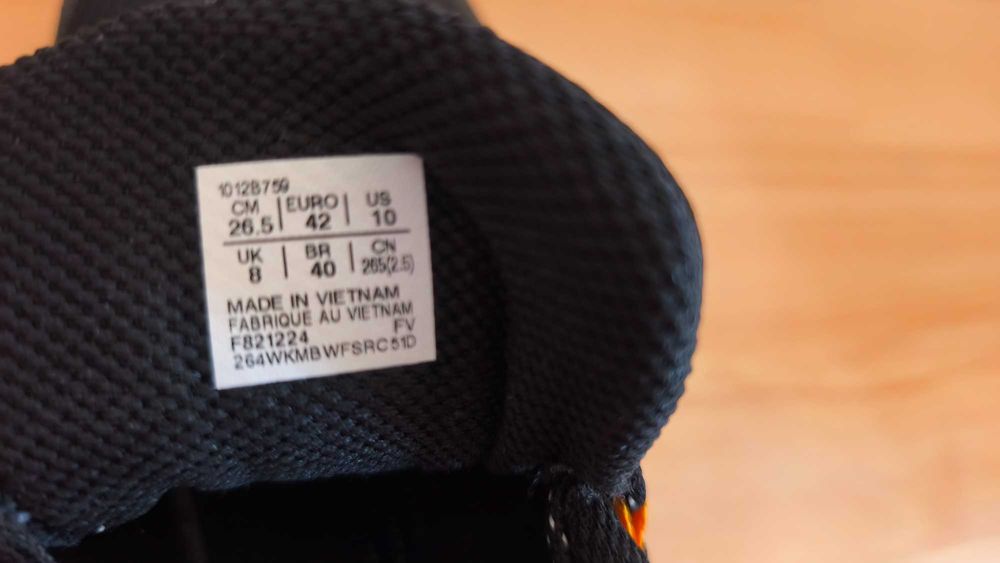 Маратонки ASICS 42 дамски Германия