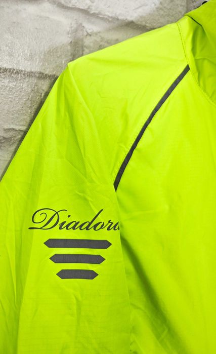 DIADORA Дамско яке водоустойчиво  размер S  НОВО
