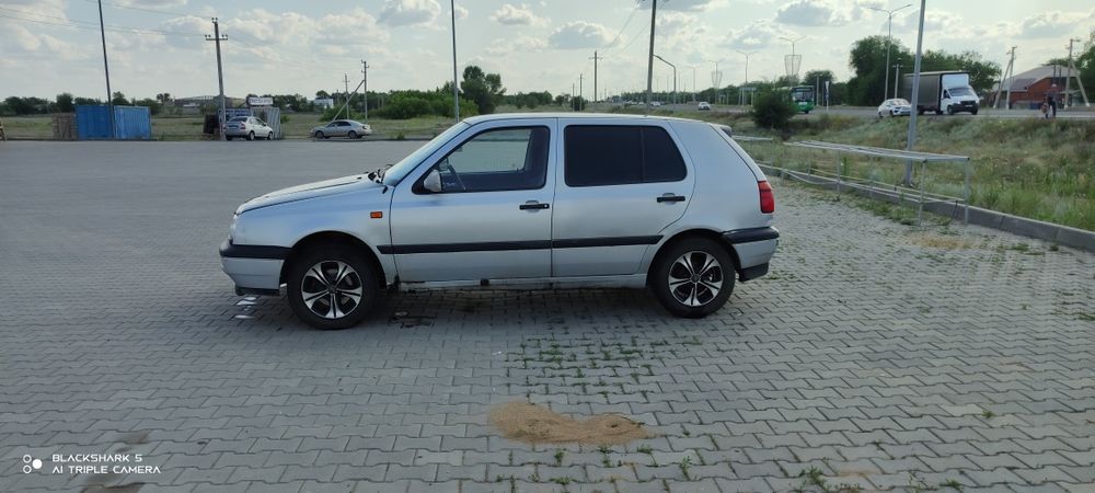 Продам VW Golf 3