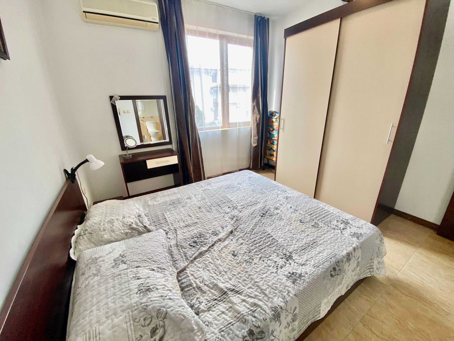 Продава се Тристаен апартамент в Свети Влас - 1000 кв.м за 59 €/кв.м - Снимка #5