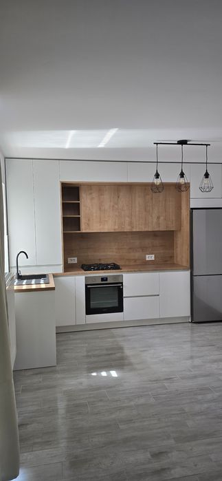 Mobila pe comanda  apartamente ,case ,birouri, horeca, industrial.