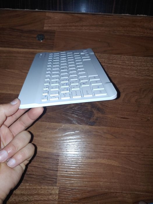 klaviatura bluetooth