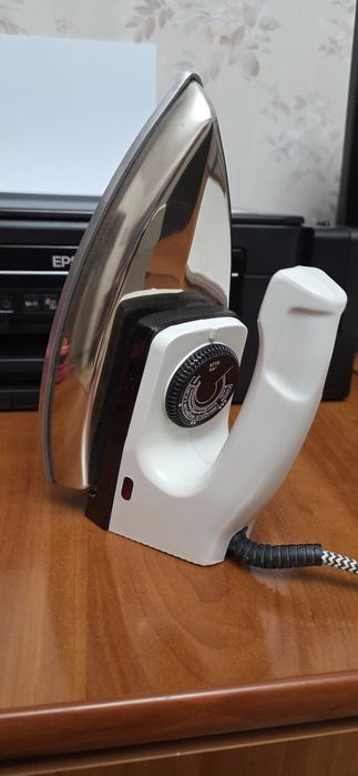 Fier de calcat din comunism - KENTRONIC Made in România