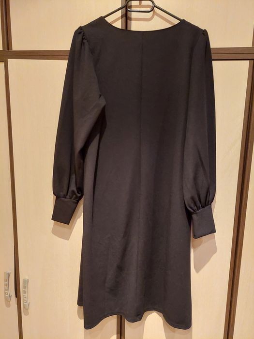 Нова рокля с етикет