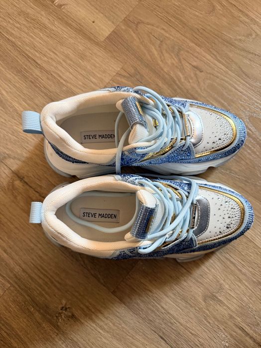 Нови обувки STEVE MADDEN