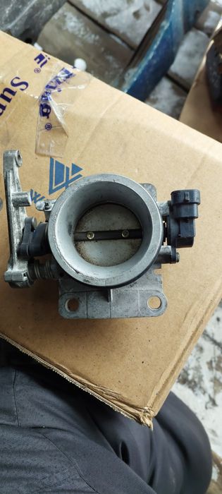 Дроссельная заслонка Renault