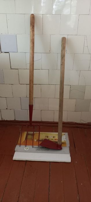 Продаеться садовый инструмент
