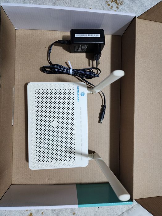 Wi fi router ишлайди. Холати яхши.