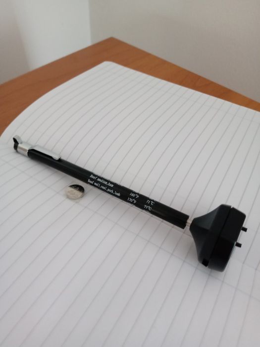 Termometru alimentar nou.