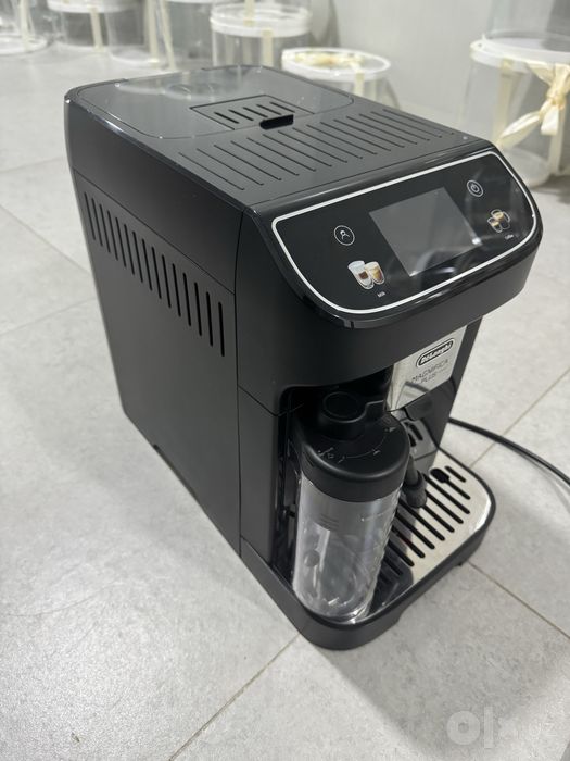 Кофе машина DELONGHI