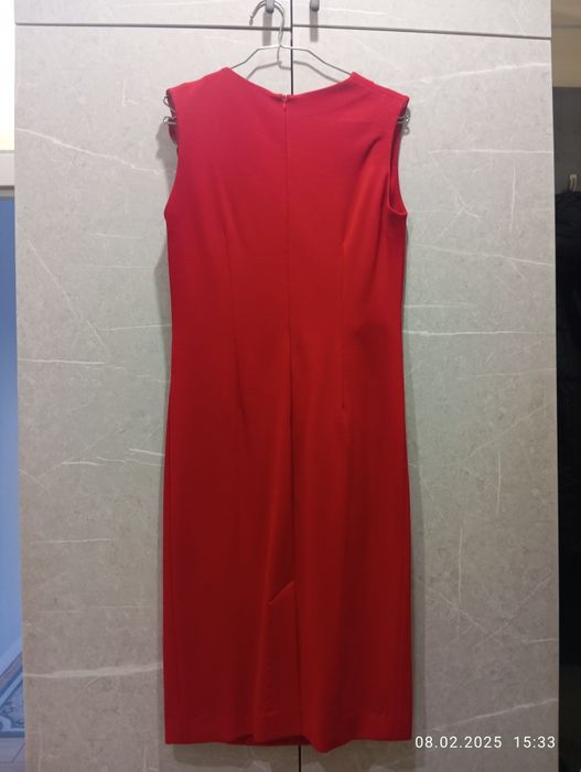 Продам платье новое