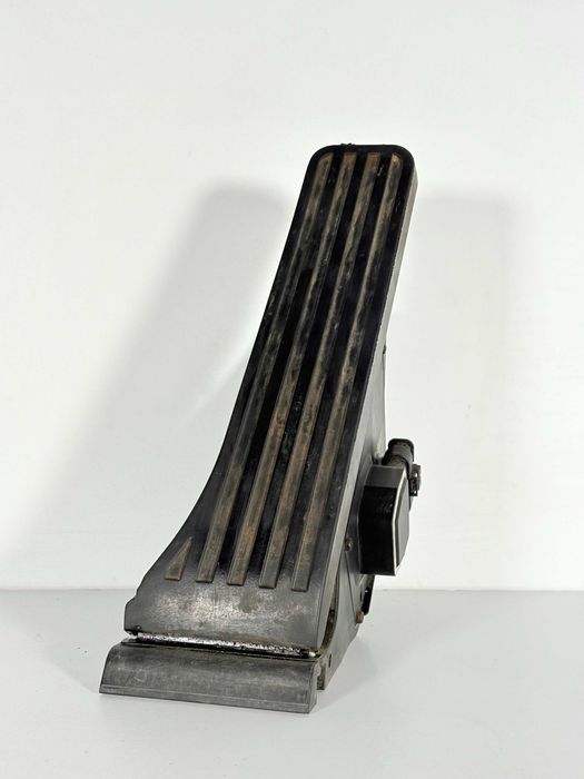 Педал за Газта Мерцедес Ц Класа W204 (07-14г) Pedal Mercedes C Class W204 OEM: A2043000004