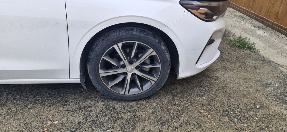 Покрышки 205/50 R17