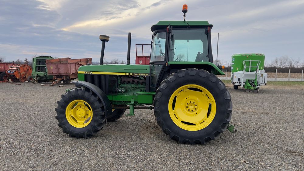 Tractor John Deere 3350
