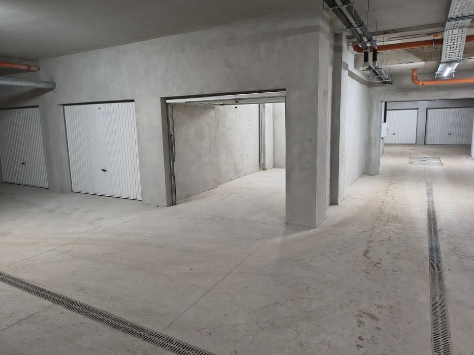 Дава се под наем Гараж / Паркомясто в София, Малинова долина - 18 кв.м за 102 € - Снимка #5