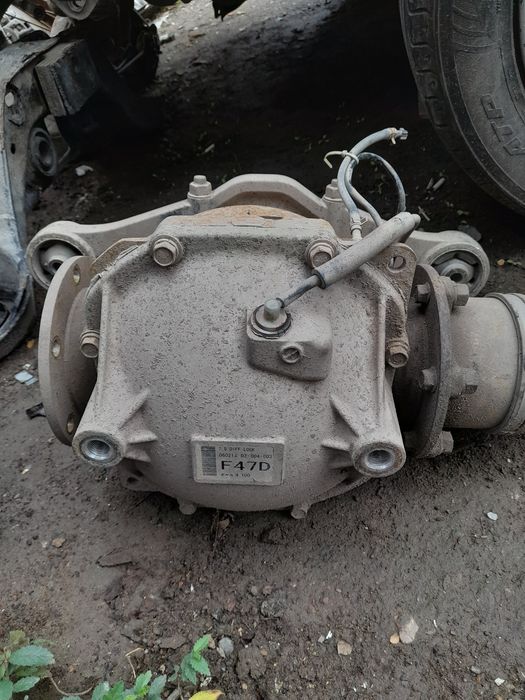 Продам запчасти на митсубиси паджеро 3