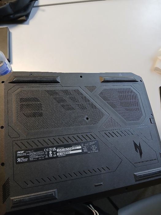Acer Nitro V16 RTX 4050 6gb