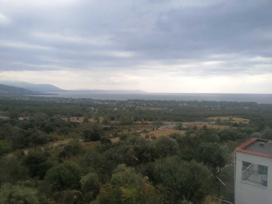 Продава се къща 160 м2 с двор 330 м2 в Аспровалта, Северна Гърция